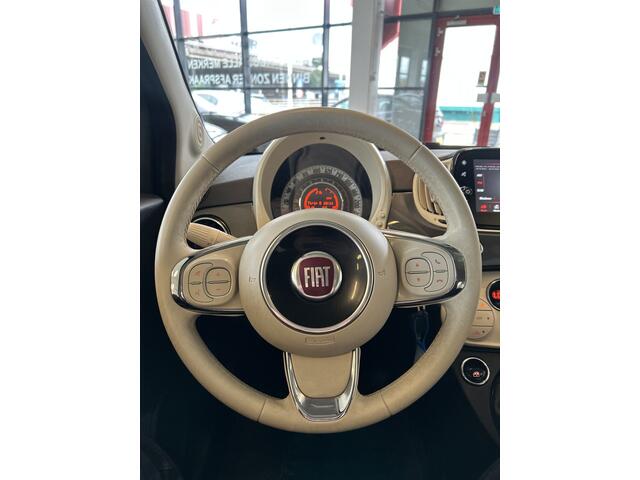 Fiat 500 1.0 Hybrid Star | Panoramadak | Apple carplay | Cruise control | Multimediascherm | Bluetooth | 6 versnellingen | LM velgen