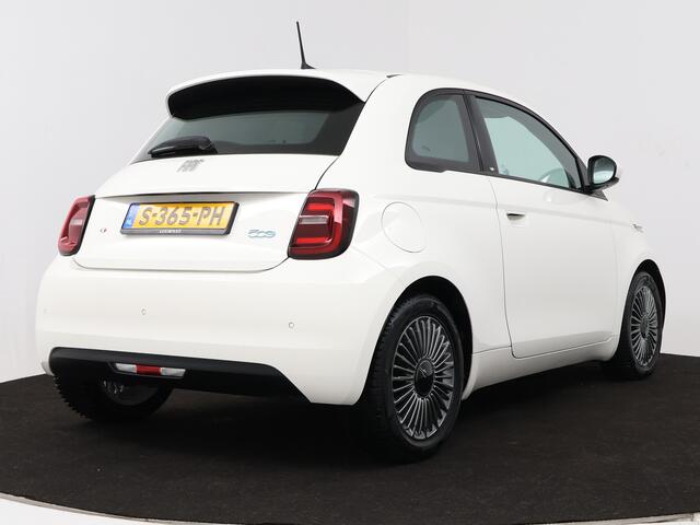 Fiat 500 Passion 42 kWh | Climate Control | Navigatie