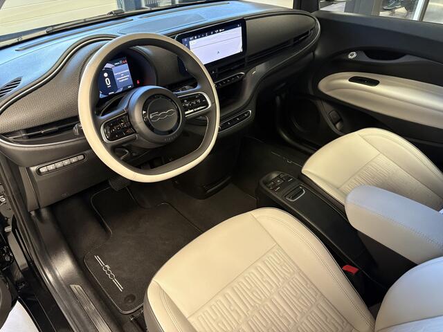 Fiat 500 La Prima 42 kWh Adaptive cruise, Schuifdak, Leder