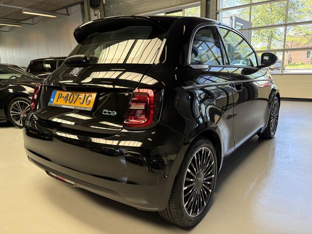 Fiat 500 La Prima 42 kWh Adaptive cruise, Schuifdak, Leder