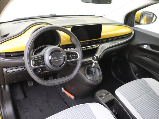 Fiat 500 1.0 Hybrid Torino Launch Edition | Apple Carplay | Android auto | DEMO DEAL !!!