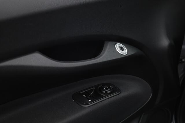 Fiat 500 42 kWh | SOH 95 % | Navi by App | Camera | Apple CarPlay | Stoelverw. | Keyless | Dodehoekdet.