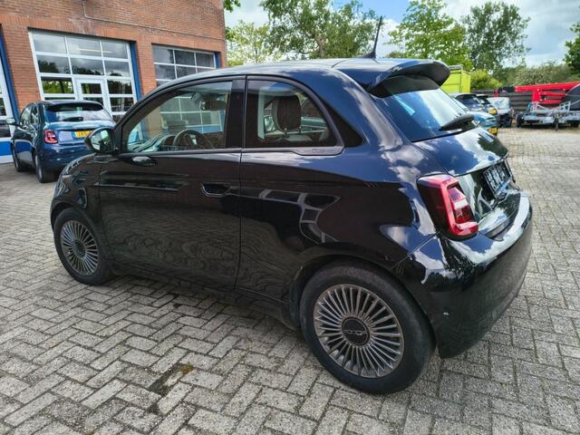 Fiat 500 E-2021-42KW-Pano- AdaptiveCruise- Summersale