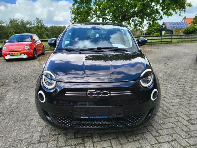 Fiat 500 E-2021-42KW-Pano- AdaptiveCruise- Summersale