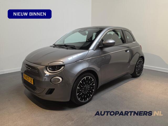 Fiat 500 La Prima 42 kWh - Apple Carplay/Android Auto - Stoelverwarming - Panoramadak - Adaptive Cruise
