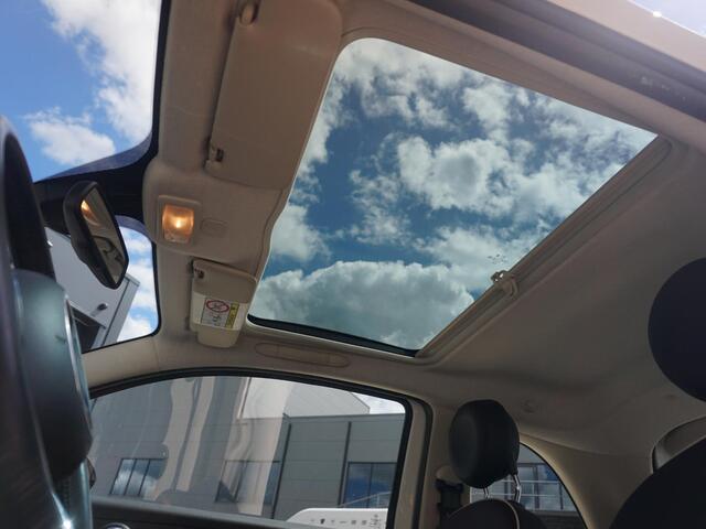 Fiat 500 0.9 TwinAir Turbo Lounge Panoramadak | Climate control