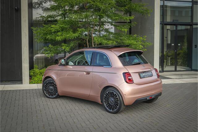 Fiat 500 La Prima 42 kWh 1e eig Full option Schuifdak Garantie
