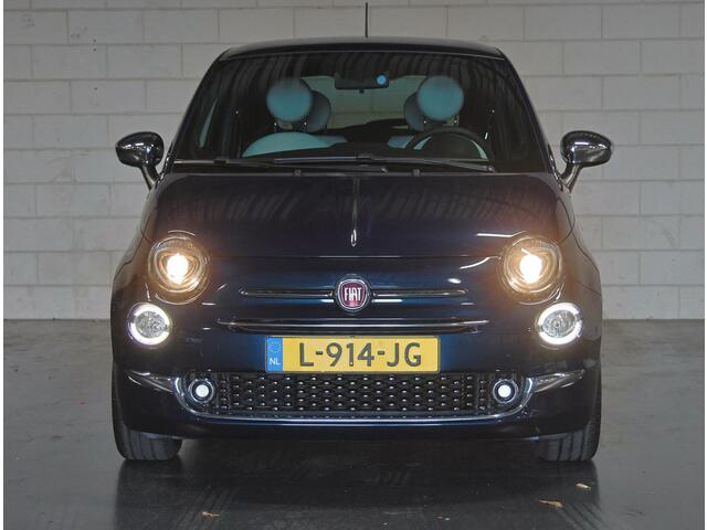 Fiat 500 1.0 Hybrid Dolcevita | 1ste eigenaar | LEER/Stof 2 Tone | Glazen dak | Parkeersensoren | Climate Control | AppleCarPlay/AndroidAuto | Isofix | Privacy Glass |
