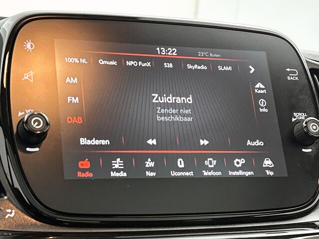 Fiat 500 1.2 Lounge Pano, Carplay, DAB
