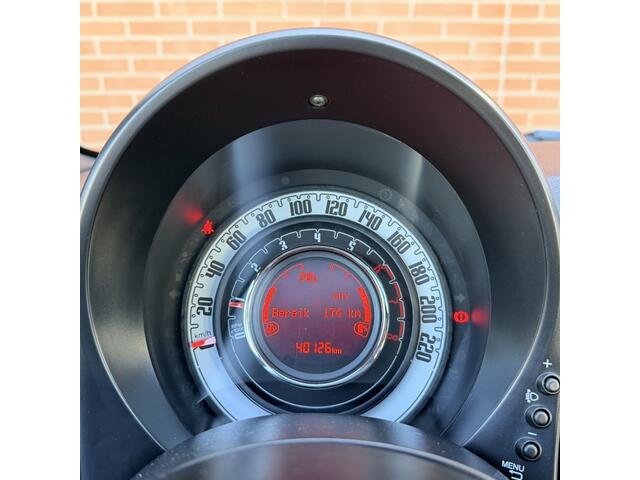 Fiat 500 1.0 Hybrid Dolcevita Panoramadak Half leder Carplay
