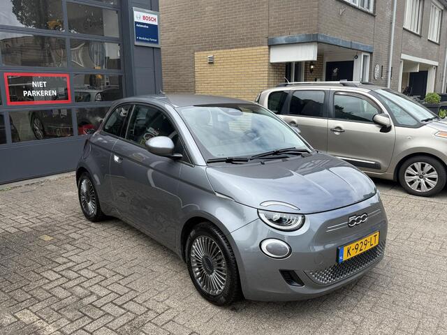Fiat 500 Icon 42 kWh / AIrco clima/ Apple carplay/ Cruise/ PDC/ Camera/ LMV