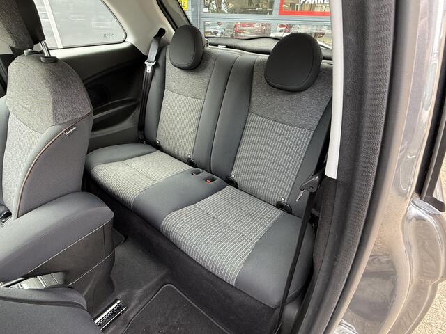 Fiat 500 Icon 42 kWh / AIrco clima/ Apple carplay/ Cruise/ PDC/ Camera/ LMV