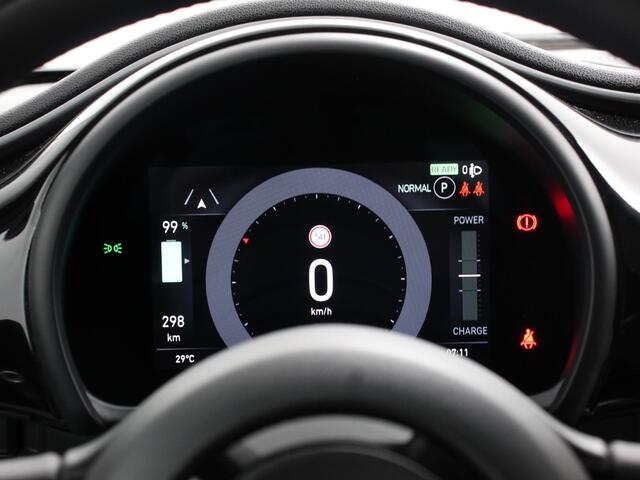 Fiat 500 Urban 42 kWh Airco Climatronic 360 Camera Stoelverwarming Keyless Wireless CarPlay Dodehoek Assistant 85 kW Charger Actieradius 320km WLTP