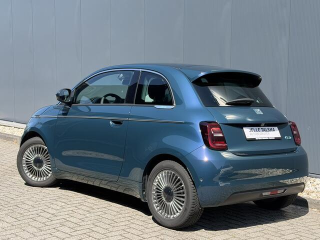 Fiat 500 Urban 42 kWh | Pack Style | Pack comfort | Camera | Cruisecontrol | Climate | 16'' LMV | Meer foto's volgen!