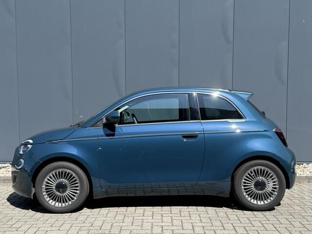 Fiat 500 Urban 42 kWh | Pack Style | Pack comfort | Camera | Cruisecontrol | Climate | 16'' LMV | Meer foto's volgen!