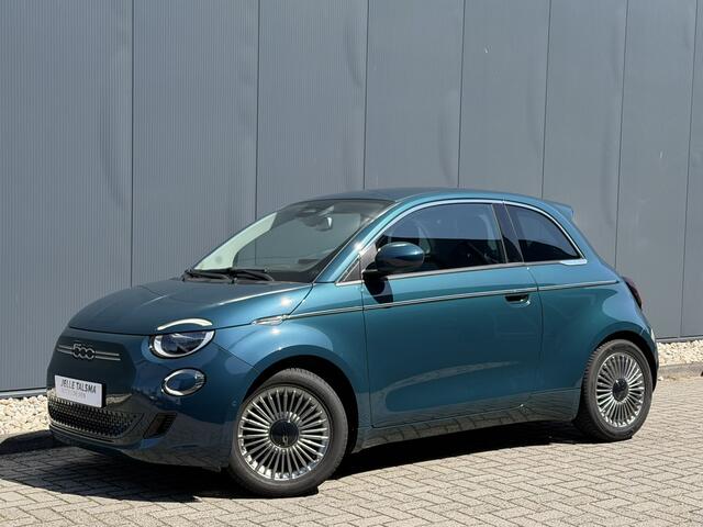 Fiat 500 Urban 42 kWh | Pack Style | Pack comfort | Camera | Cruisecontrol | Climate | 16'' LMV | Meer foto's volgen!