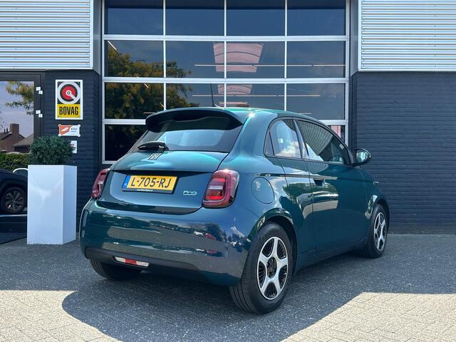 Fiat 500 3+1 Passion 42 kWh, Automaat, Navi, CarPlay, Cruise, Bluetooth, NAP, SOH 91.3%