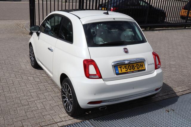 Fiat 500 1.0 Hybrid Star Panoramadak/Apple carplay/Cruise control/Parkeersensoren/Climate control/Navigatie/Bluetooth