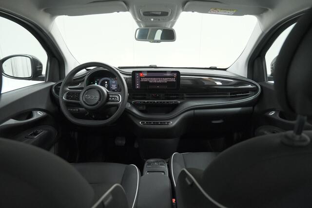 Fiat 500 Icon 42 kWh | SOH 95,7% | Convenience Pack | Camera | Dodehoekdetectie