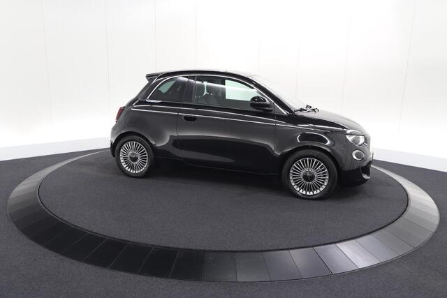 Fiat 500 Icon 42 kWh | SOH 95,7% | Convenience Pack | Camera | Dodehoekdetectie