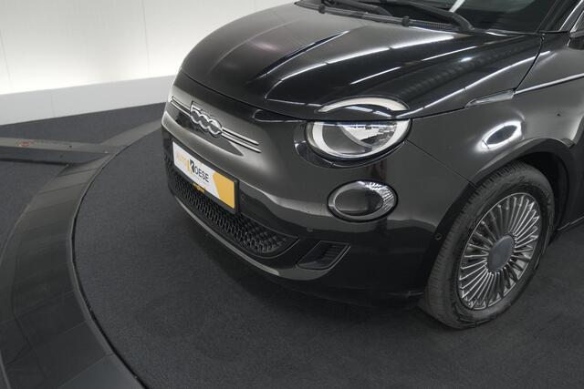 Fiat 500 Icon 42 kWh | SOH 95,7% | Convenience Pack | Camera | Dodehoekdetectie