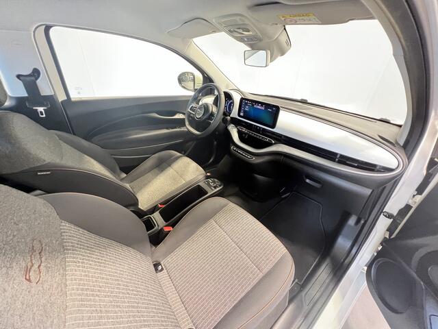 Fiat 500 Icon 42 kWh | SoH 93.6% | Navigatie/Android/Apple Carplay | LM Velgen 16" | Cruise Control | DAB | Cruise Control | Airco |