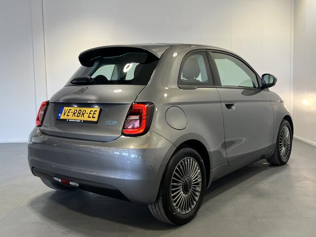 Fiat 500 Icon 42 kWh | SoH 94.2% | Navigatie/Android/Apple Carplay | LM Velgen 16" | Cruise Control | DAB | Cruise Control | Airco |