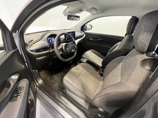Fiat 500 Icon 42 kWh | SoH 94.2% | Navigatie/Android/Apple Carplay | LM Velgen 16" | Cruise Control | DAB | Cruise Control | Airco |