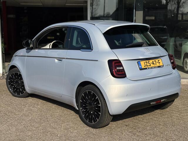 Fiat 500 1.0 Hybrid La Prima | Apple-Android | Panoramadak | Parkeercamera | JBL |