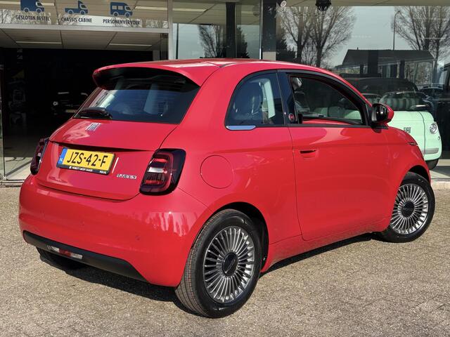 Fiat 500 1.0 Hybrid Torino Launch Edition | Cruise control | Climaat control | Parkeersensoren | Carplay |