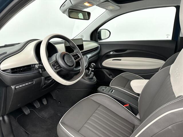 Fiat 500 Cabrio 1.0 Hybrid La Prima | Camera | Navigatie | Sensoren voor&achter | Stoel&Stuurverwarming | JBL premium audio | Android Auto & Apple Carplay | DEMO | 2 + 6 jaar speciale garantie!