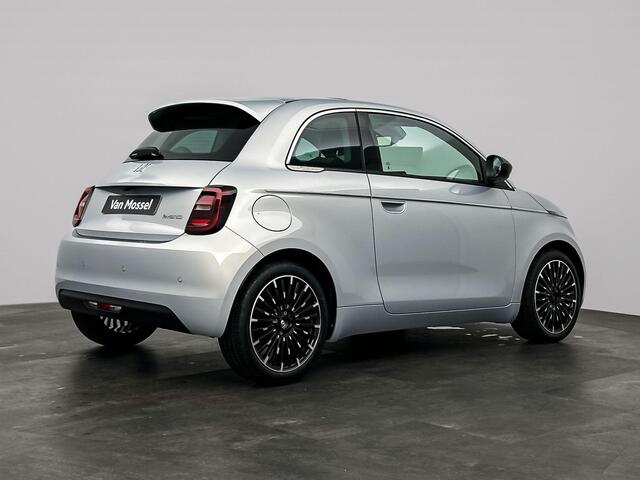Fiat 500 1.0 Hybrid La Prima | Camera | Navigatie | Stoelverwarming | Panoramadak | Keyless | 2+6 jaar garantie |