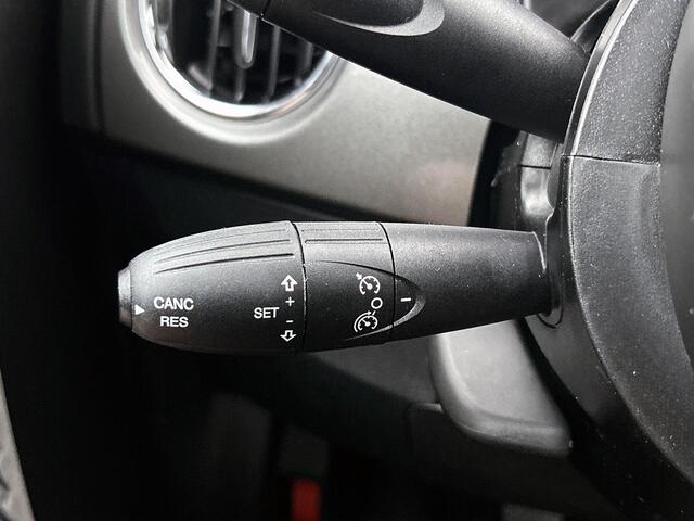 Fiat 500 1.0 Hybrid Dolcevita | Climate control | Apple Carplay/Android Auto | Navigatie | Parkeersensoren