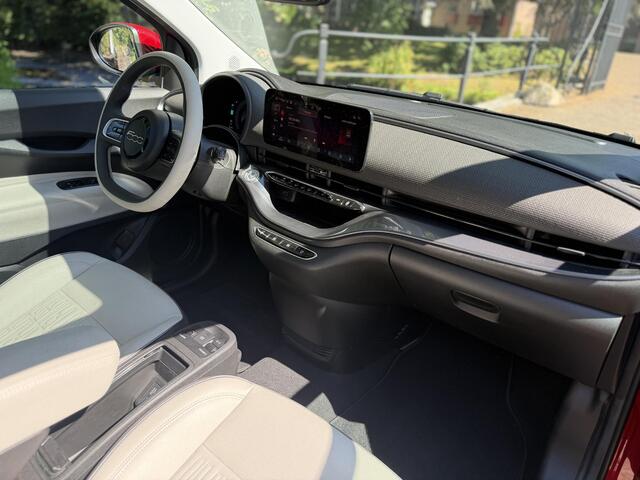 Fiat 500 La Prima 42 kWh | Blind Spot | Pano | BTW |