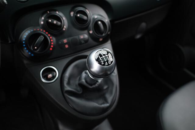 Fiat 500 1.0 Hybrid RockStar | Rijklaar!! | Pano | Cruise Contr. | DAB | Apple CarPlay | PDC+A | 16''