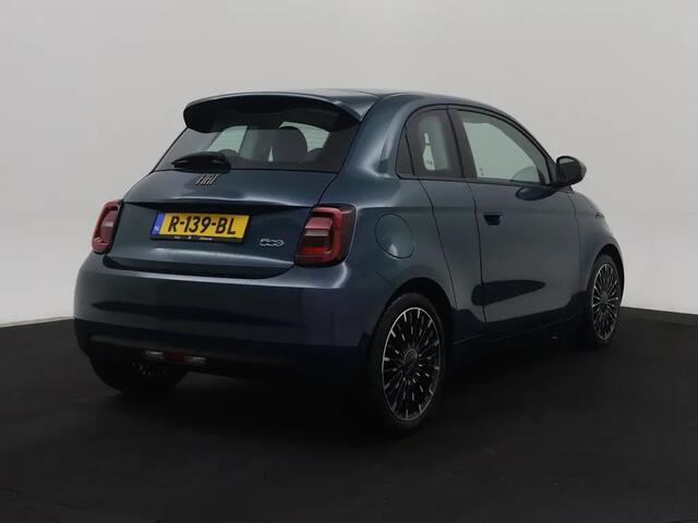 Fiat 500 3+1 Icon 42 kWh | LED | Navi | Clima | LMV | 07-2022 51.634 KM