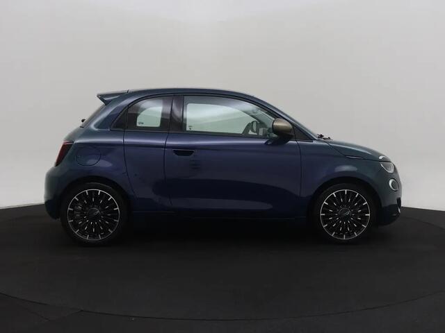 Fiat 500 3+1 Icon 42 kWh | LED | Navi | Clima | LMV | 07-2022 51.634 KM