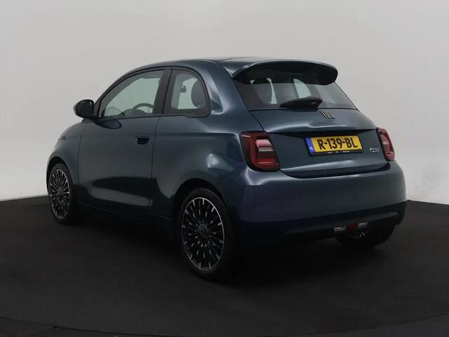 Fiat 500 3+1 Icon 42 kWh | LED | Navi | Clima | LMV | 07-2022 51.634 KM