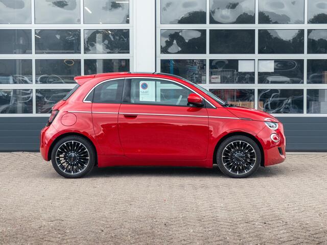 Fiat 500 3+1 La Prima 42 kWh | Panodak l Camera l