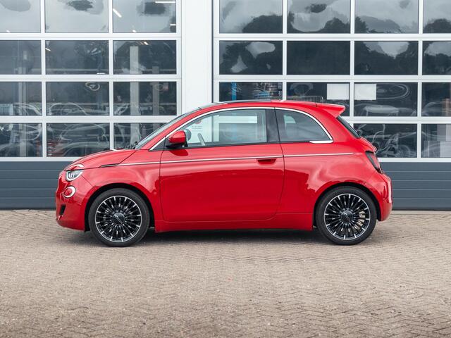 Fiat 500 3+1 La Prima 42 kWh | Panodak l Camera l