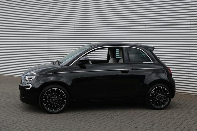 Fiat 500 3+1 La Prima By Bocelli 42 kWh (17.285Km!! Leder Carplay ACC JBL Camera Full-Led 17Inch Pdc V+A PrivacyGlass)