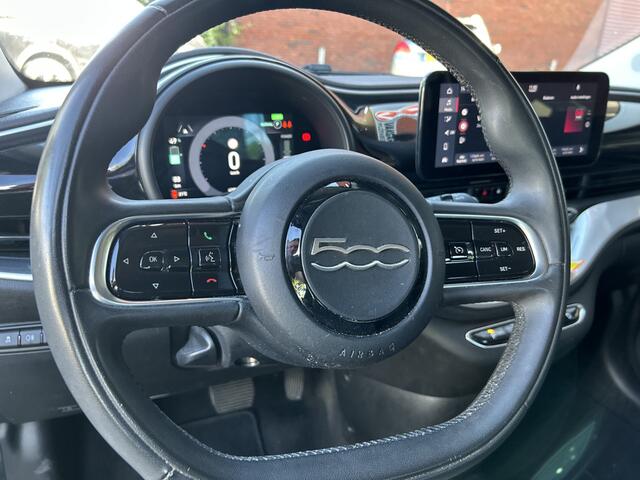 Fiat 500 Icon 42 kWh Long Range // LED // NAVI + CARPLAY // PDC // CRUISE // CLIMA
