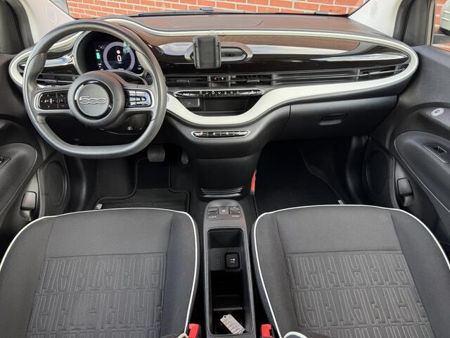 Fiat 500 Action 24 kWh AIRCO BLUETOOTH NL AUTO SOH 99%