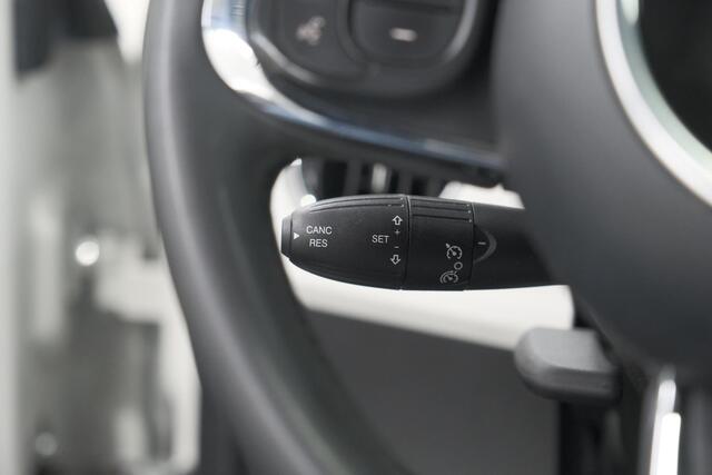Fiat 500 1.0 Hybrid Dolcevita | Panoramadak | Climate Control | Apple Carplay | Parkeersensoren