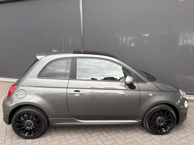 Fiat 500 1.0 Hybrid Rockstar Airco - Apple carplay - Navigatie - Parkeersensoren achter - Bluetooth - Cruise control - Glazen panoramadak - Licht metalen velgen 16 inch - Elektrische ramen - Mistlampen - Radio - Start/stop systeem - Stuur multifunctioneel - Stuur leder - Centrale vergrendeling met afstandsbediening