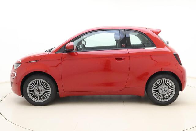 Fiat 500 1.0 Hybrid Torino Launch Edition | NIEUW UIT VOORRAAD | € 3.300 VOORRAADVOORDEEL | 8 Jaar speciale garantie | Climate control | DAB Radio | Lichtmetalen velgen