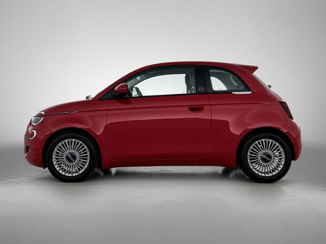 Fiat 500 1.0 Hybrid Torino Launch Edition | Climate Control | LMV 16" | Apple carplay/Android Auto | Parkeersensoren | AKTIEKORTING! | 2 + 6 Jaar Speciale Garantie! |