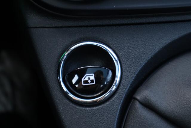 Fiat 500 1.0 Hybrid Dolcevita NL-auto / Clima / LMV