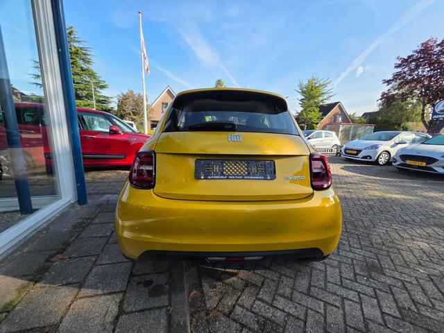 Fiat 500 1.0 Hybrid Torino Launch Edition BENZINE !