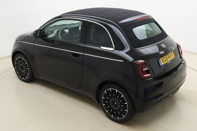 Fiat 500 1.0 Hybrid La Prima | DEMO| Cabrio | Cruise control | Climate control | Lichtmetalen velgen | 8 Jaar speciale garantie